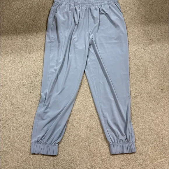 Vuori Villa Women’s Steel Gray Joggers - Picture 7 of 8